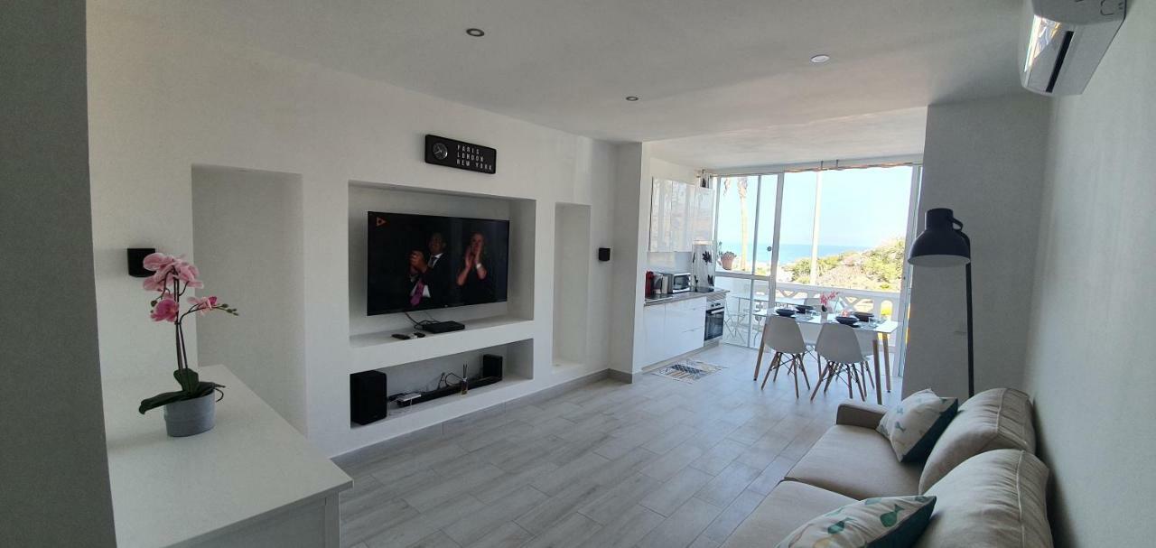 Ocean Apartment Адехе Екстериор снимка