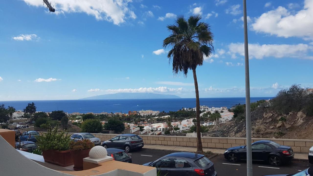 Ocean Apartment Адехе Екстериор снимка